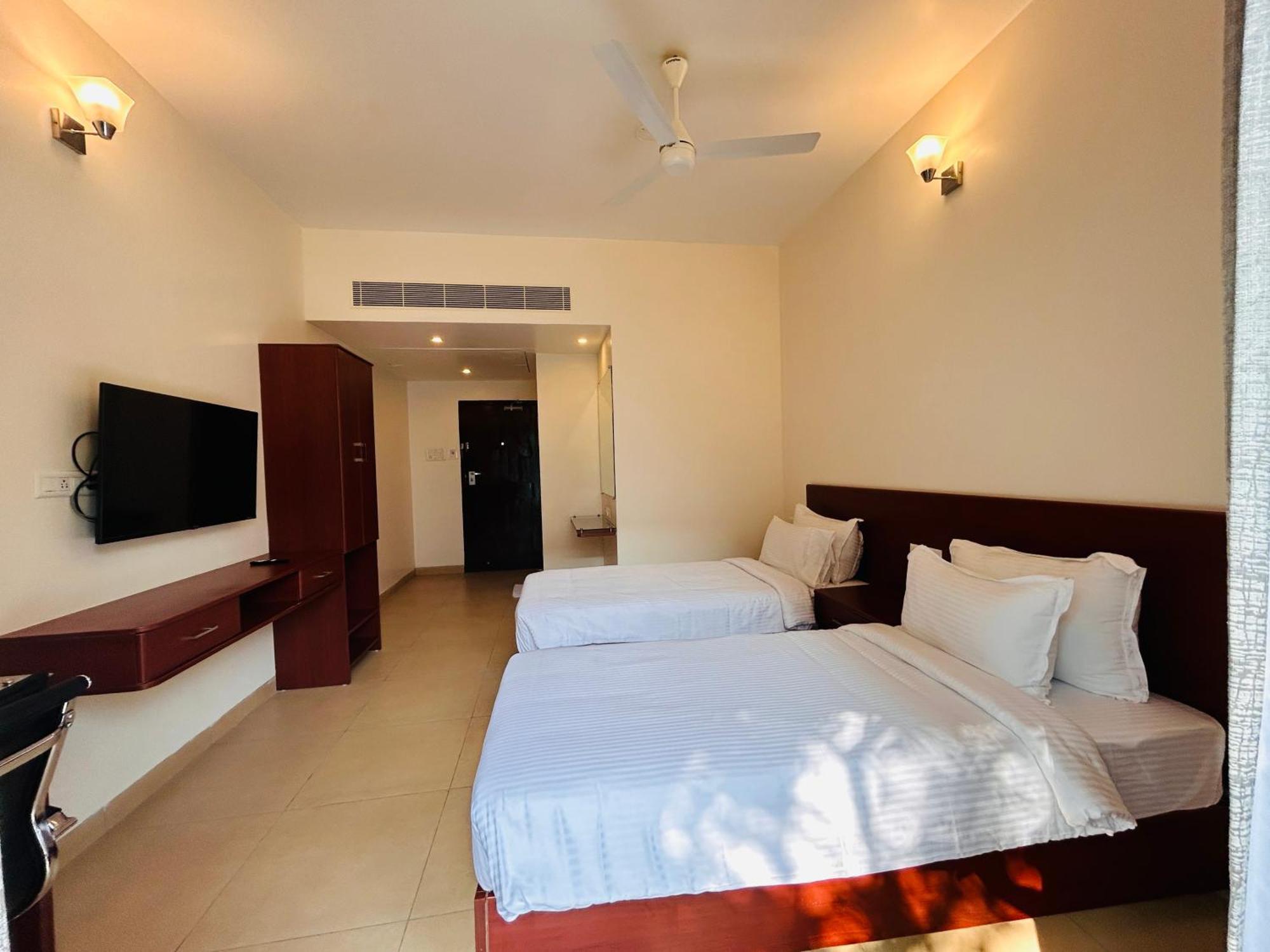 Le Miami Resort Pondicherry Exterior photo